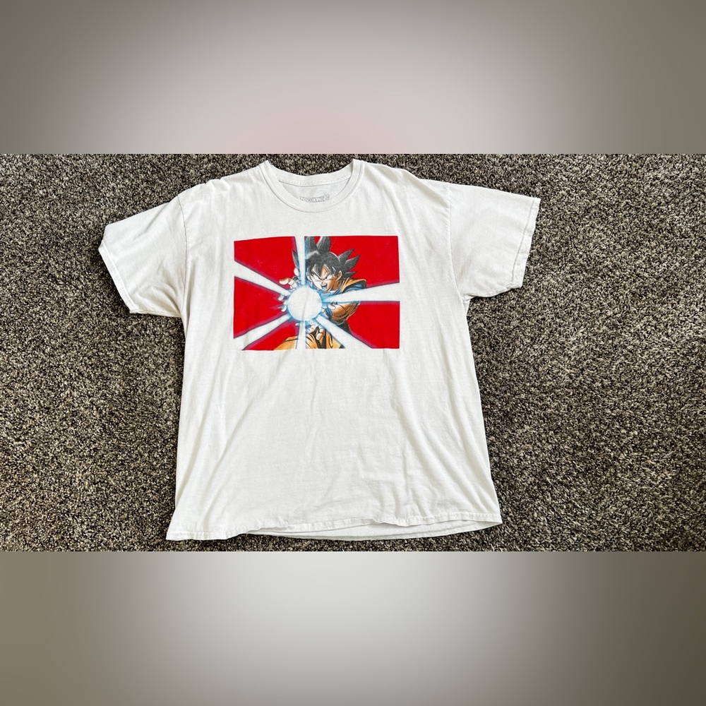 Goku Kamehameha - Graphic Tee